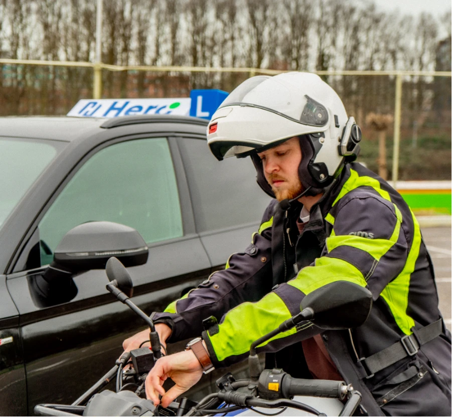 Motorrijschool Ypenburg
